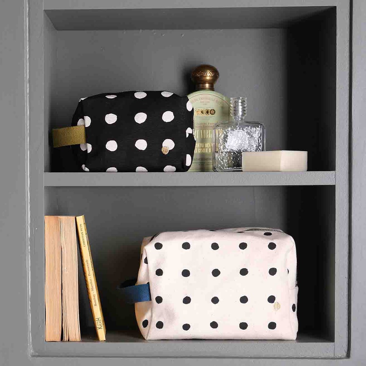 Mia Caviar Cube Kit 10 x 16 x 10