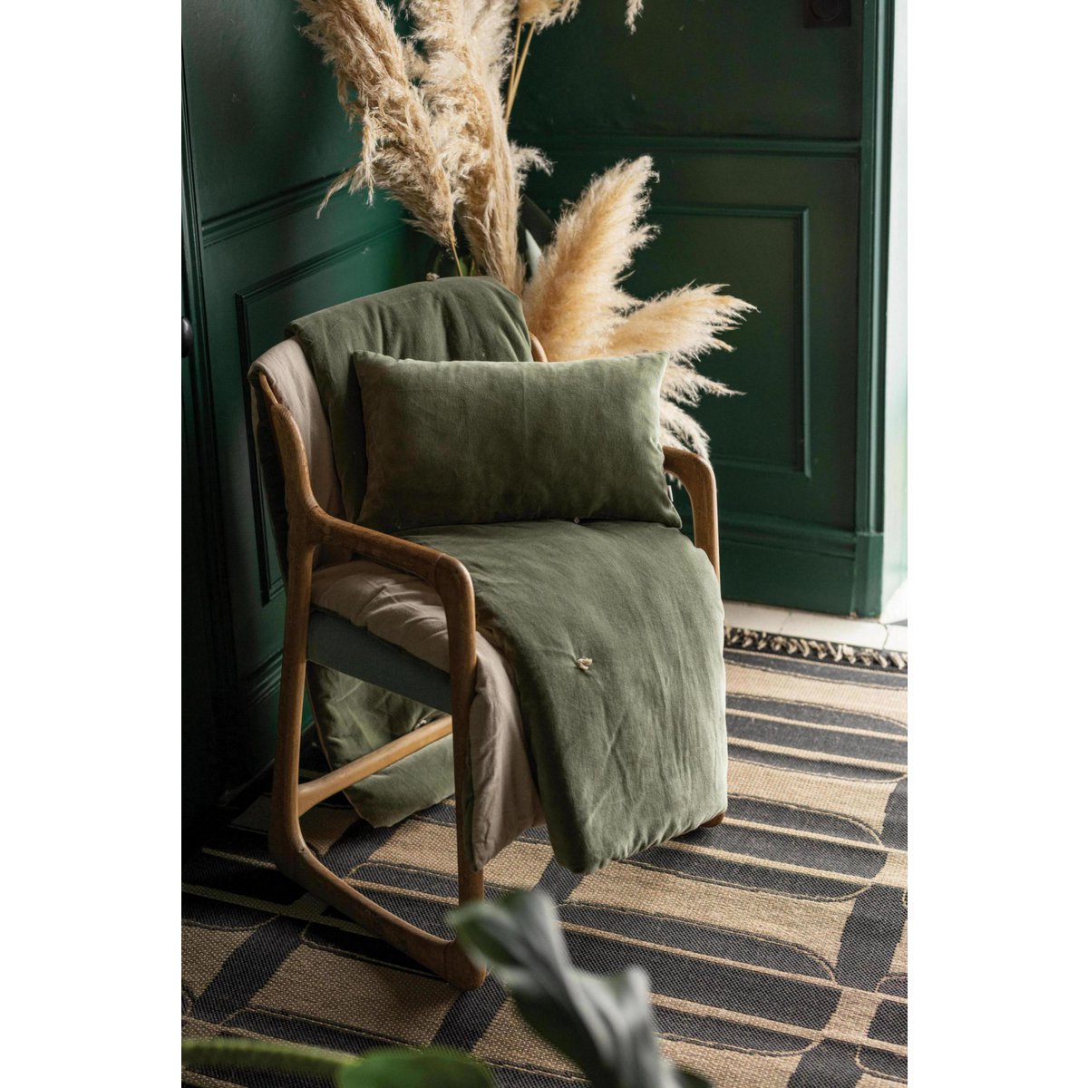 Elise Verbena Geknotete Punktdecke 140 x 200 - Pimis Living