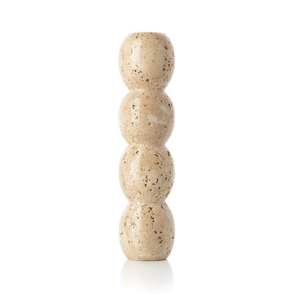 Der Travertin-Totem-Kerzenhalter – Beige – L - Pimis Living