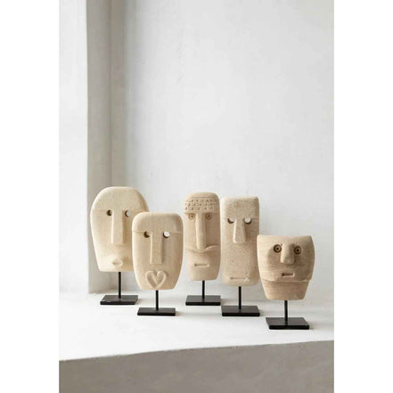 Der Sumba-Stein %2323 auf dem Ständer Bazar Bizar Living