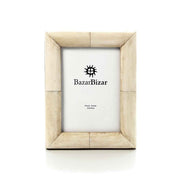 Der Wabi-Knochenrahmen – Creme – 13x18 Bazar Bizar Living