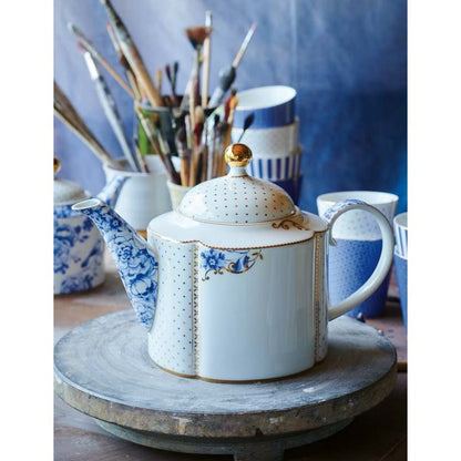 Mini Cake Tray Royal White 24x24cm - Pimis Living