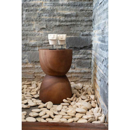 Der Sumba-Stein %2323 auf dem Ständer Bazar Bizar Living
