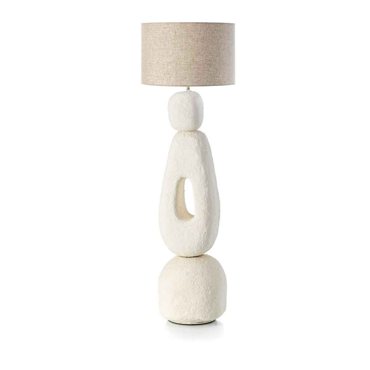 Die Lampatha Christie Stehlampe – Weiß – XL Bazar Bizar Living