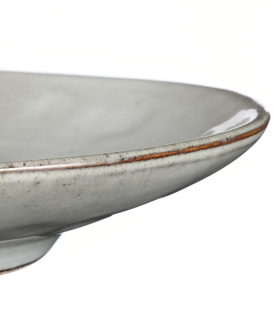 Tabo Oval Plate – L36 x W22 x H5 cm – Grey