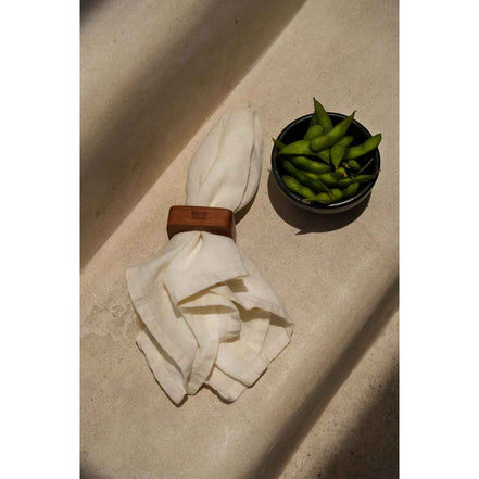 Die Leinenserviette – Weiß Bazar Bizar Living