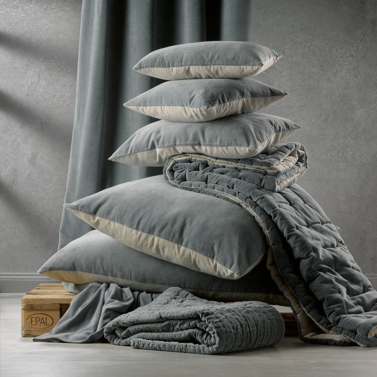 Einfarbiges Kissen Elise Cobalt 45 X 45 - Pimis Living