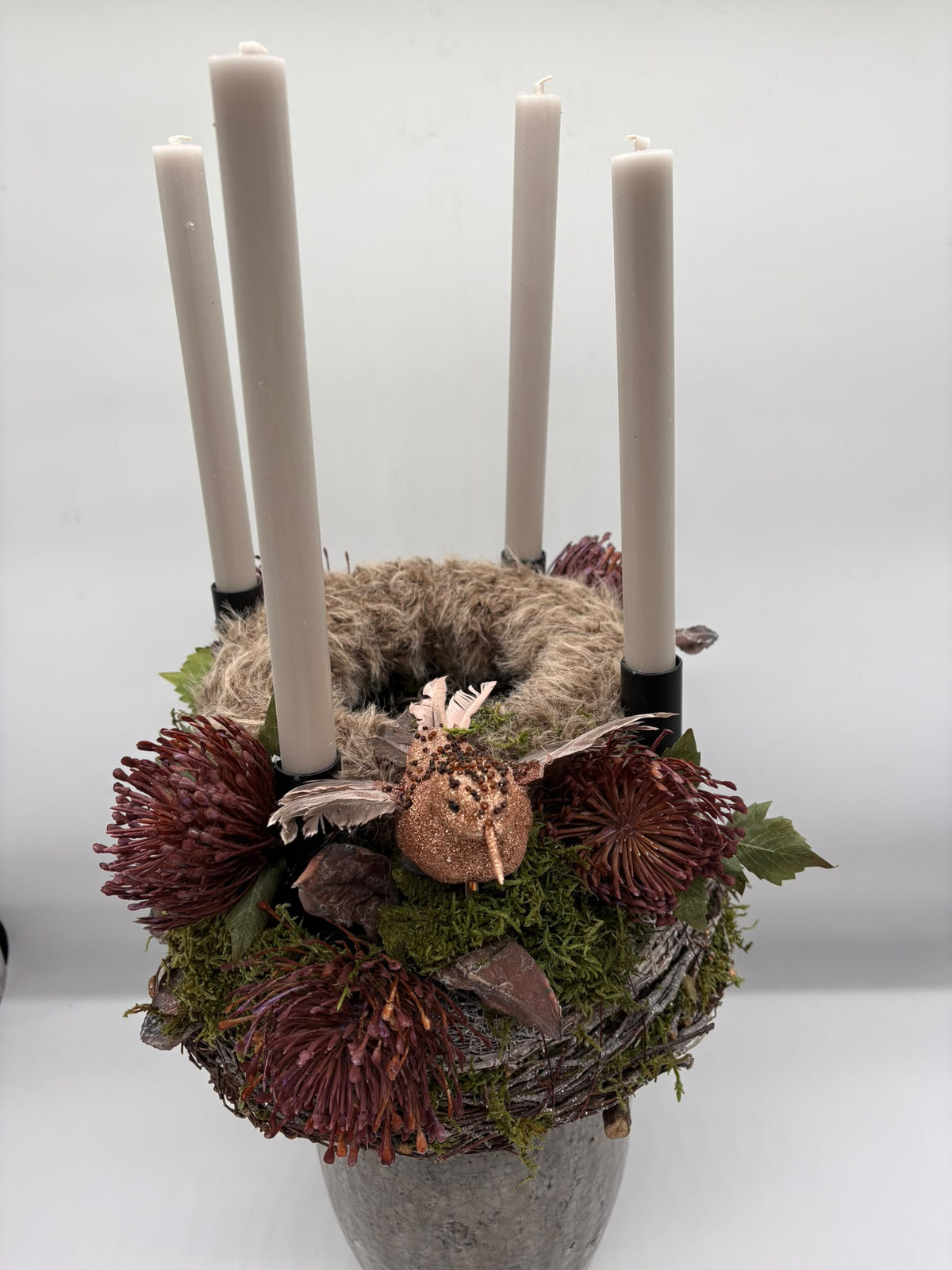 Adventskranz mit Reisig / Echtmoos / Plüsch mit 4 Kerzen