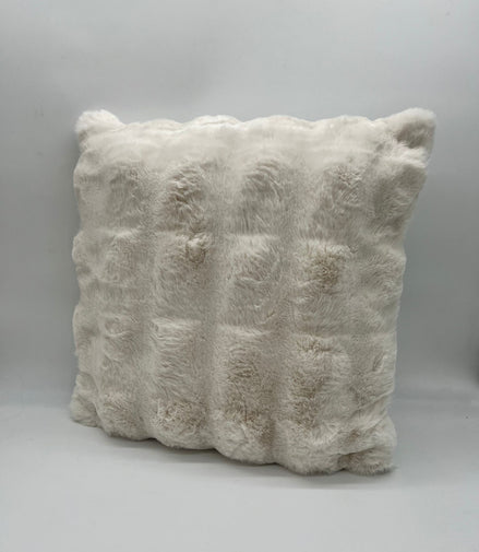 Kissen Eloise weiß Kunstfell 45 x x45 cm