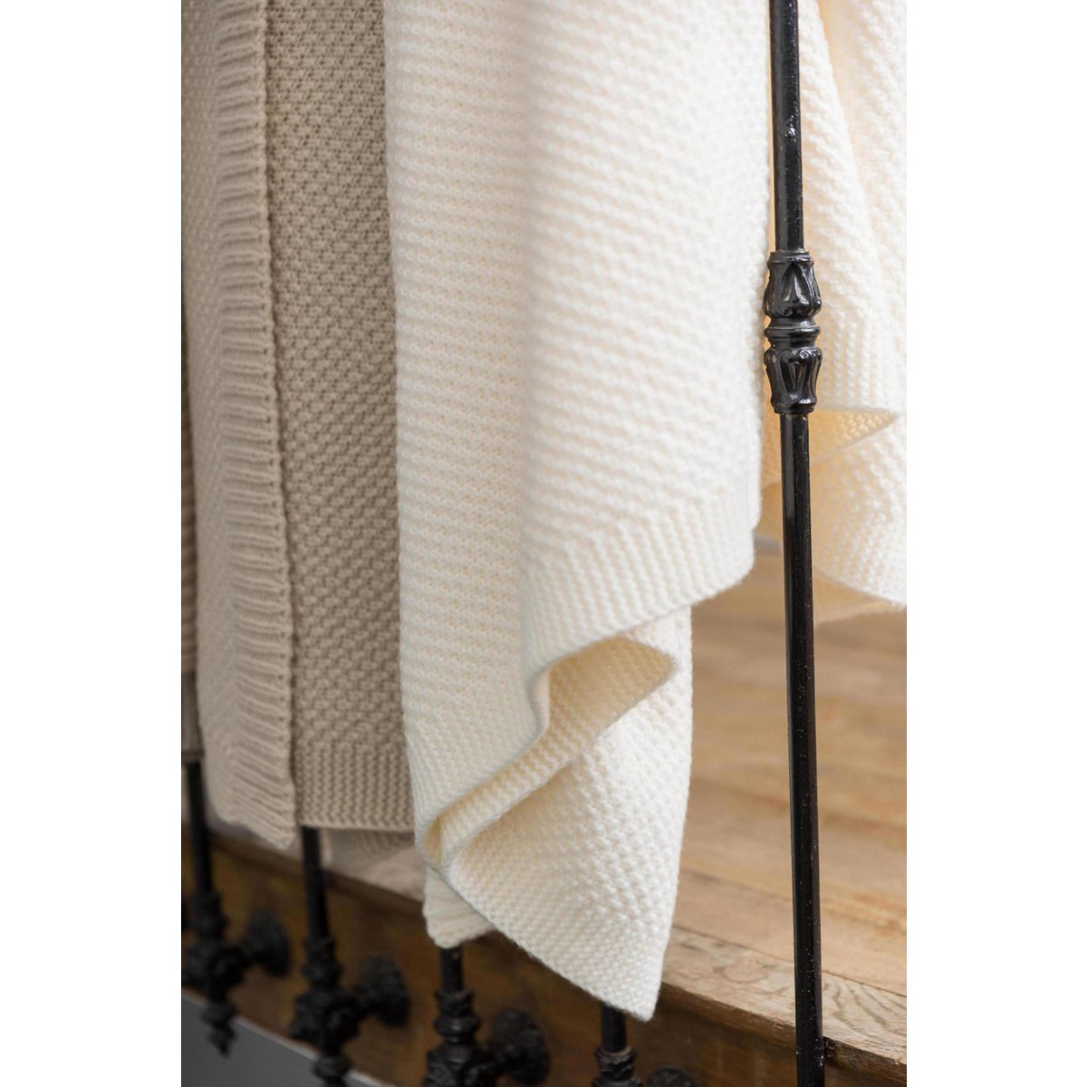 Recycelte Strickdecke Danilo Elfenbein 130 x 160 - Pimis Living