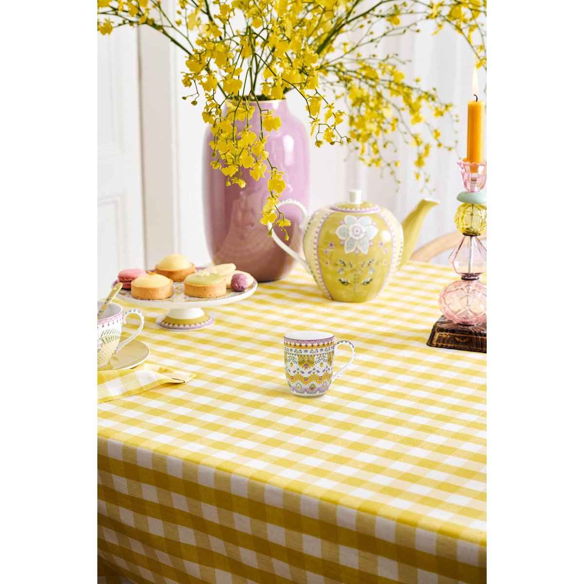 Mug Small Lily&Lotus Moon Delight Yellow Pip Studio - German and Austrian markets only