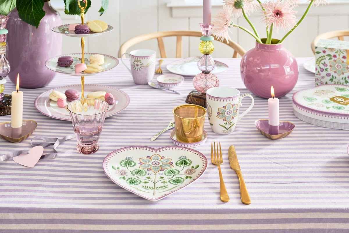 Set/2 Heart Shape Plates Lily&Lotus Lilac 21.5cm Pip Studio - German and Austrian markets only