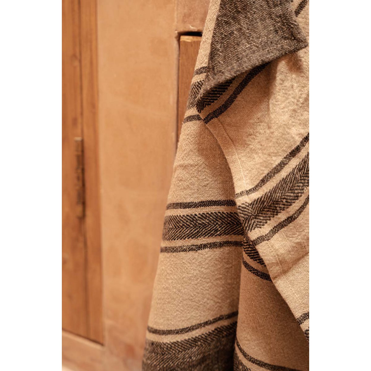 Das Linen Smudge Küchentuch – Naturschwarz – 50 x 70 - Pimis Living