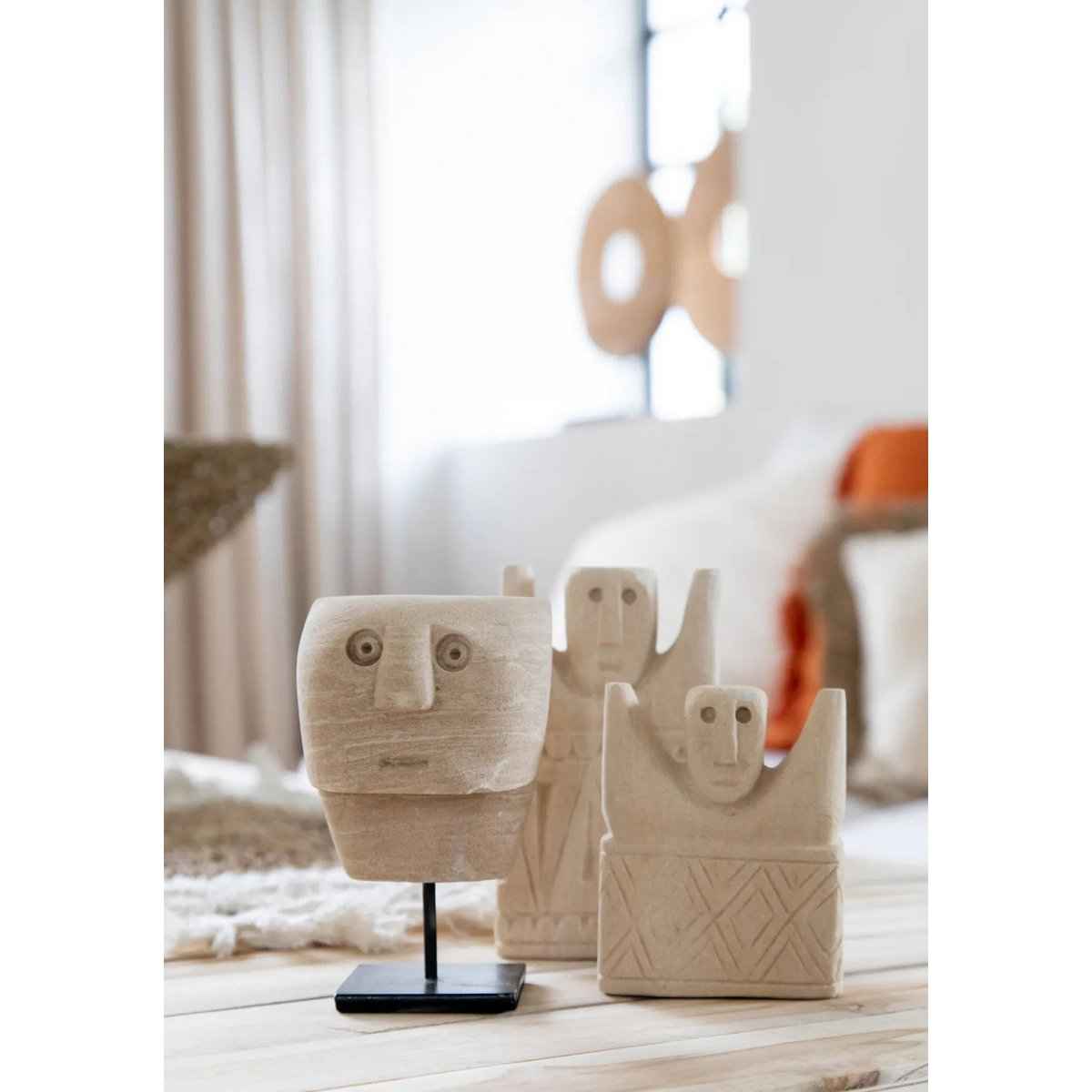Der Sumba-Stein %2323 auf dem Ständer Bazar Bizar Living