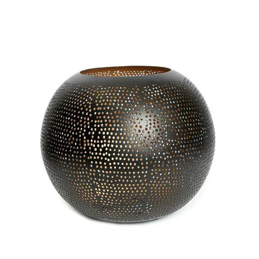 Der durchbohrte Ball - Schwarzes Gold - L.