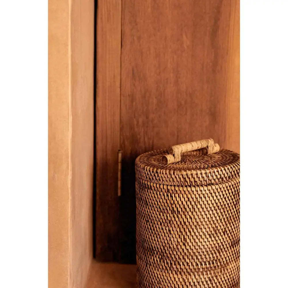 Der Rattan-Mülleimer hoch – Naturbraun