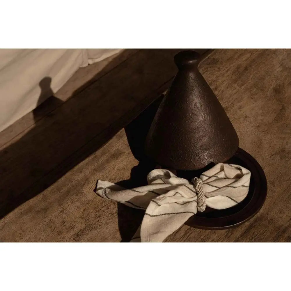 Die ethnische Kegel-Tajine – Terrakotta