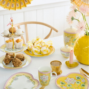 Set/2 Heart Shape Plates Lily&Lotus Yellow 21.5cm Pip Studio - German and Austrian markets only