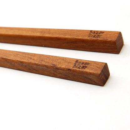 Die Teakwurzel-Essstäbchen - Pimis Living