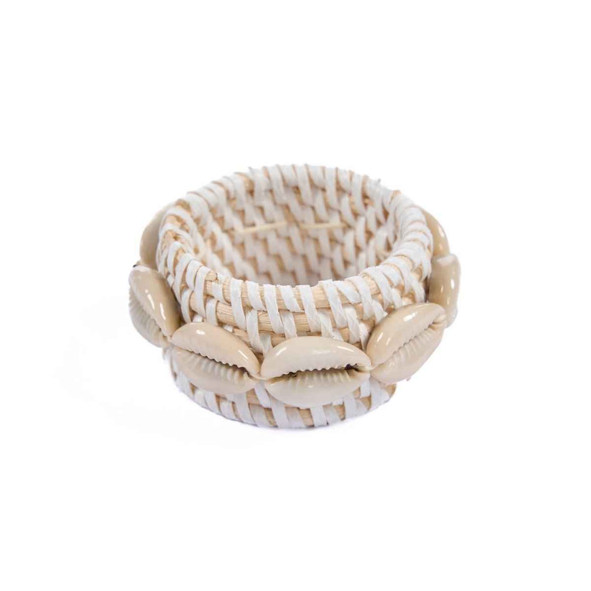 Der Rattan-Muschel-Serviettenring – Weiß Bazar Bizar Living