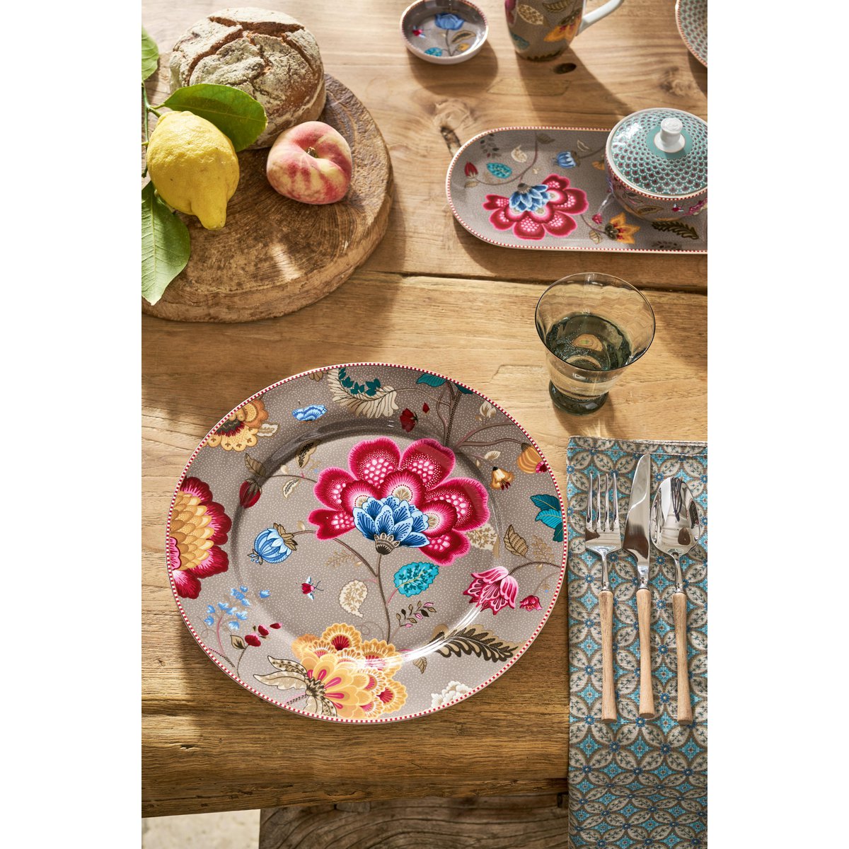 Cake Tray Blooming Tales Fantasy Khaki 33.3x15.5cm - Pimis Living