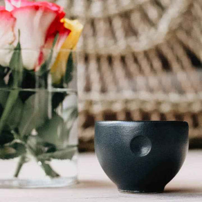 Handgemachte Keramik Espresso Tasse Ruhepunkt: Sand-grau - Pimis Living