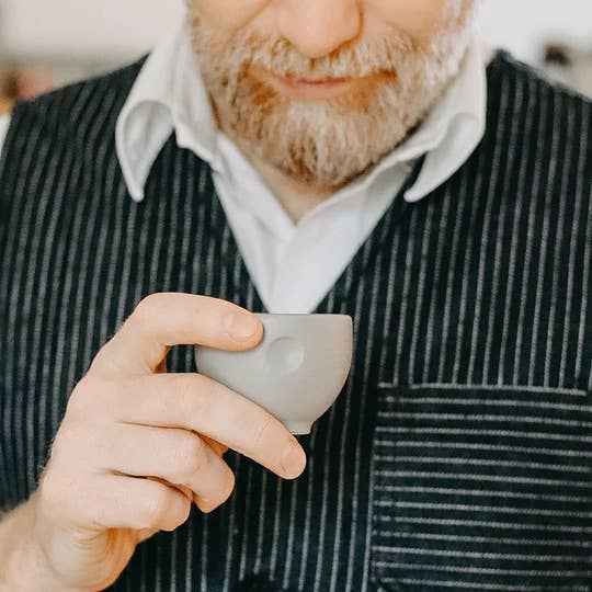 Handgemachte Keramik Espresso Tasse Ruhepunkt: Sand-grau