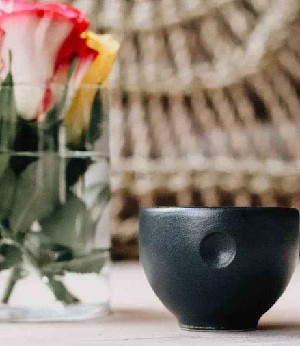 Handgemachte Keramik Espresso Tasse Ruhepunkt: Schwarz