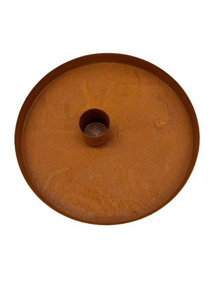 Rusty metal candle holder
