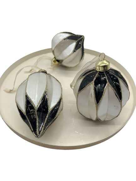 Weihnachtskugel aus Glas schwarz/weiß/gold (Rund)