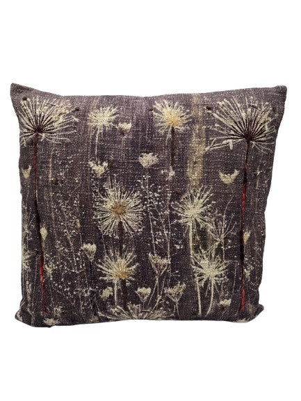 Cushion embroidered with dandelion motif, 50 cm x 50 cm