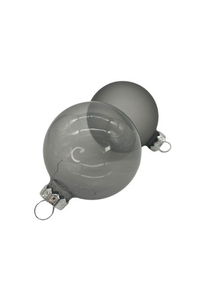 Weihnachtskugeln aus Glas in der Box mit 6 Kugeln