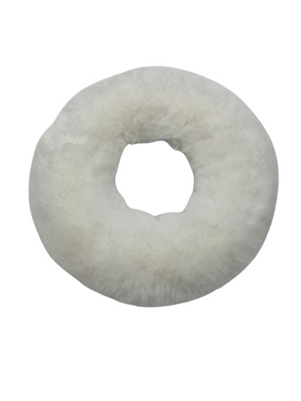 Fellkranz zum hängen weiß pimis living by Konceptpunkt