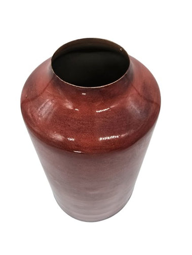 Metal vase in burgundy