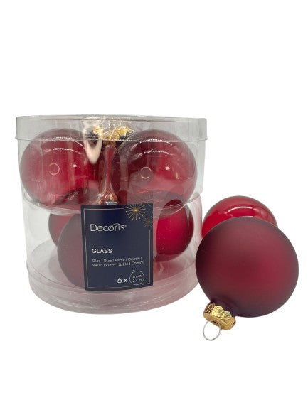 Bolas navideñas de cristal en caja con 6 bolas.