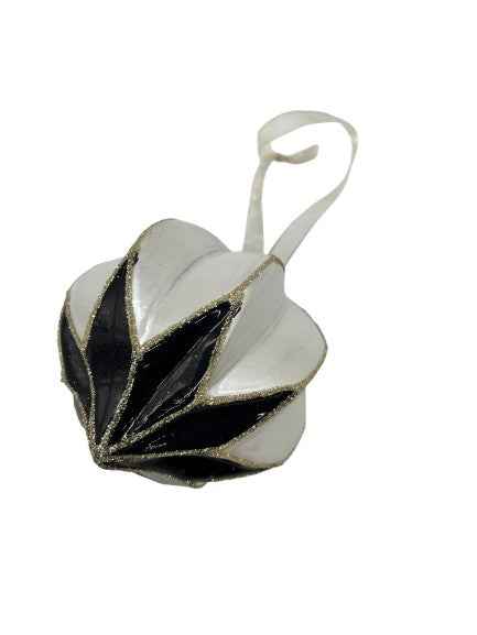 Weihnachtskugel aus Glas schwarz/weiß/gold