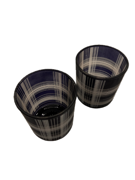 Windlicht aus Glas in Schwarz / Grau kariert