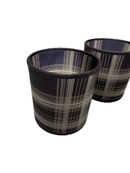 Windlicht aus Glas in Schwarz / Grau kariert